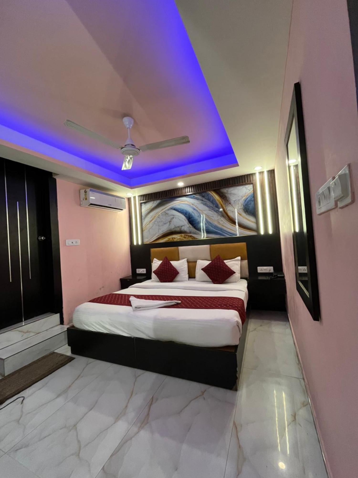 Jupiter Plaza- A Brand Of The Reality Hotel New Delhi Eksteriør billede