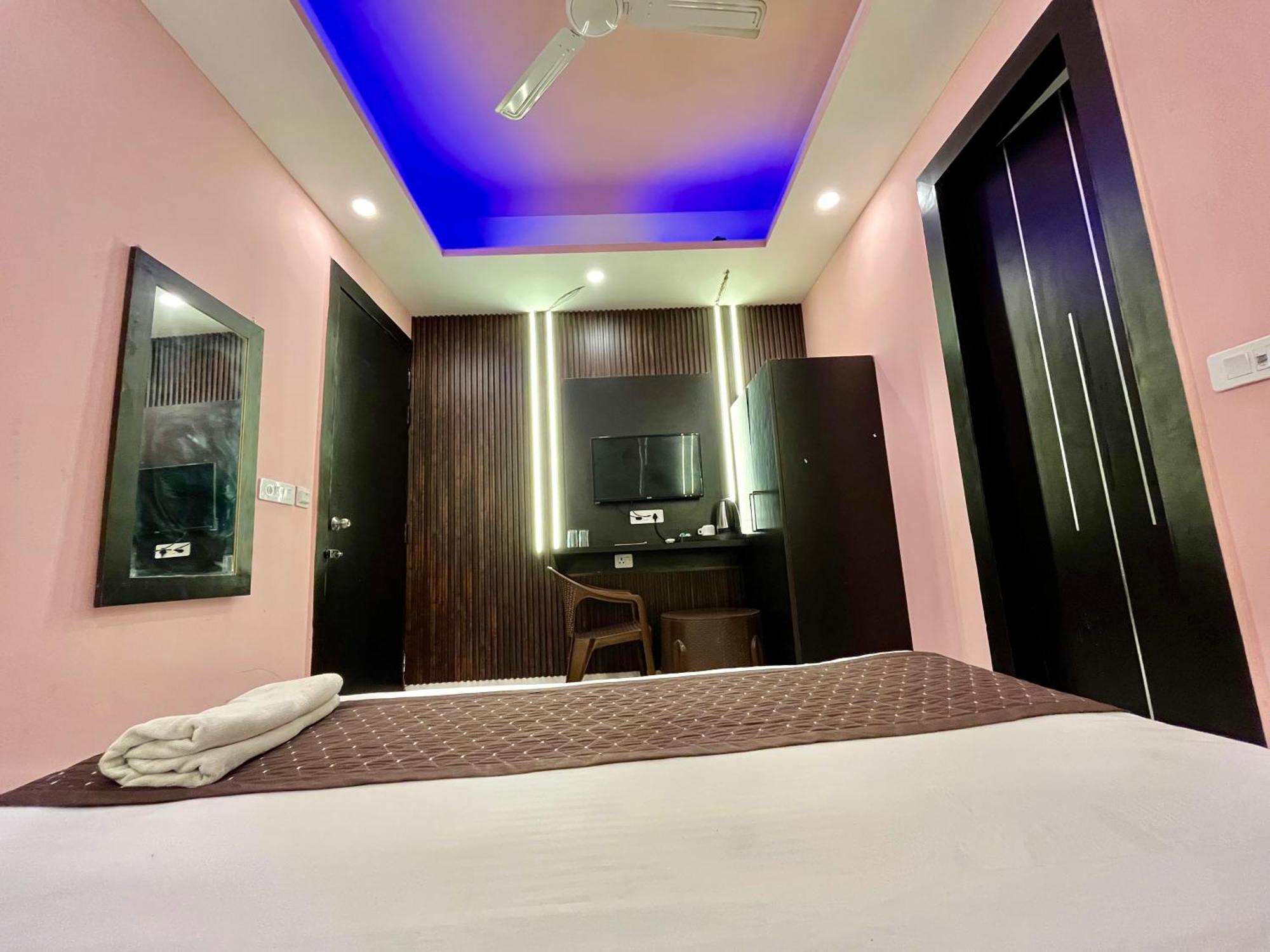Jupiter Plaza- A Brand Of The Reality Hotel New Delhi Eksteriør billede
