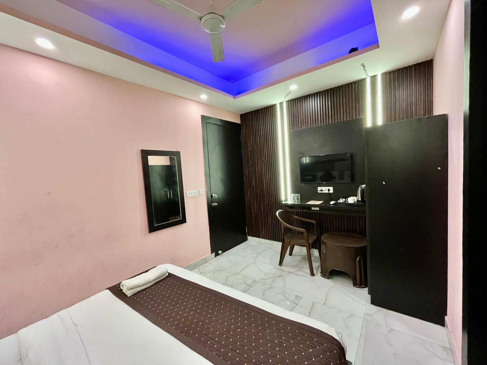 Jupiter Plaza- A Brand Of The Reality Hotel New Delhi Eksteriør billede